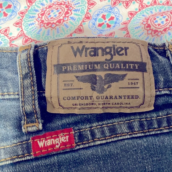 Wrangler Athletic Fit Men’s 36x30 - Picture 4 of 5